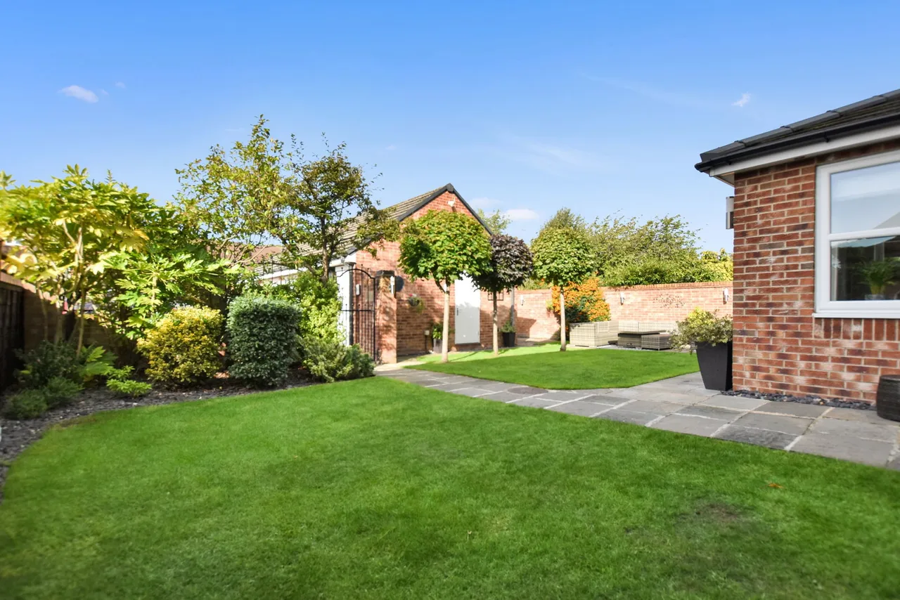 St. Annes Drive, Stanley, WF1, photo 29