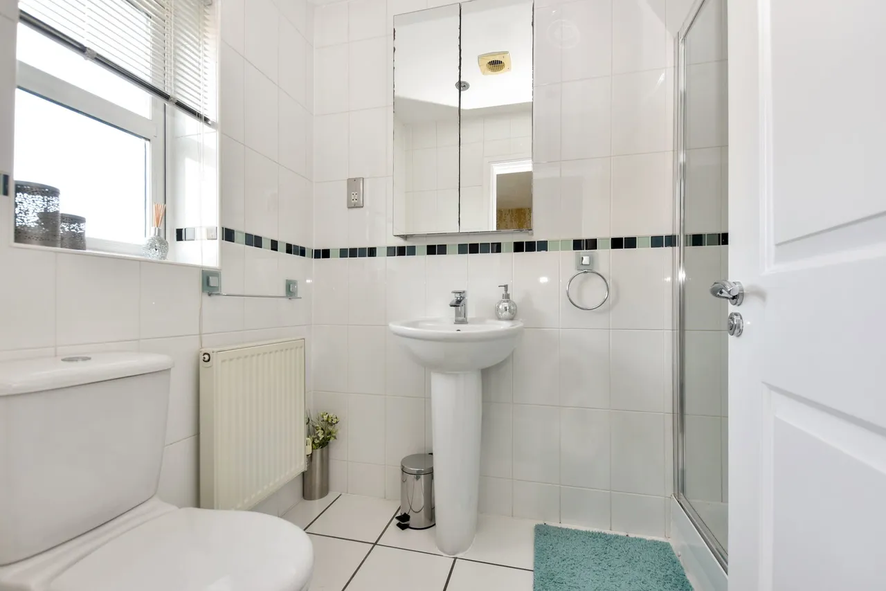 St. Annes Drive, Stanley, WF1, photo 21