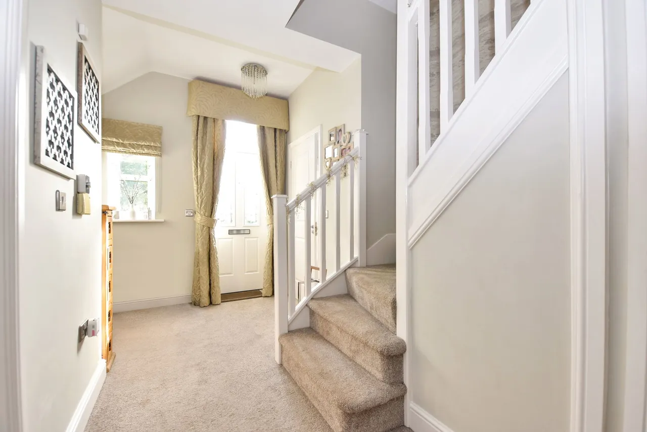 St. Annes Drive, Stanley, WF1, photo 14