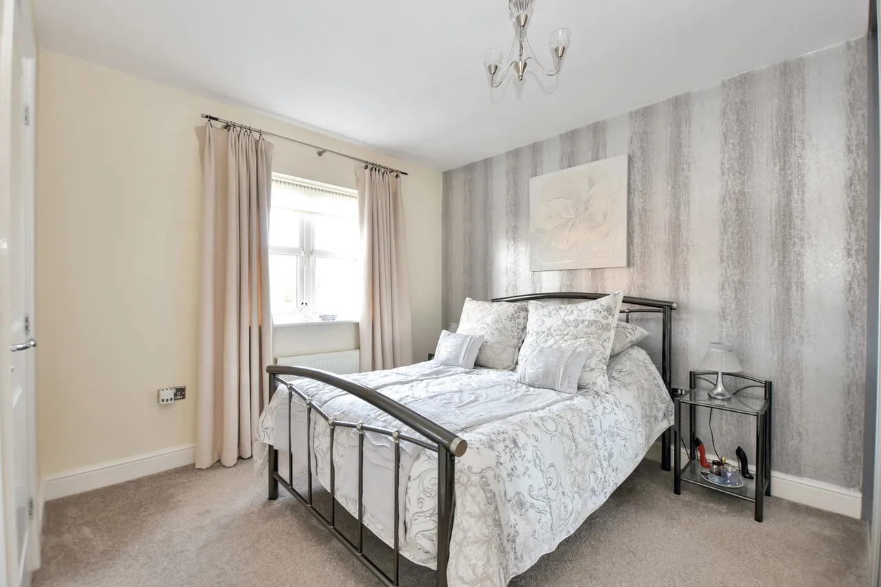 St. Annes Drive, Stanley, WF1, photo 22