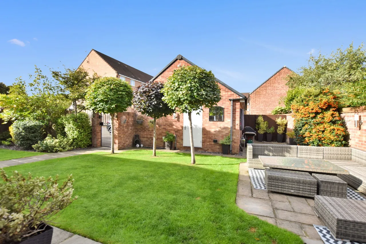 St. Annes Drive, Stanley, WF1, photo 4
