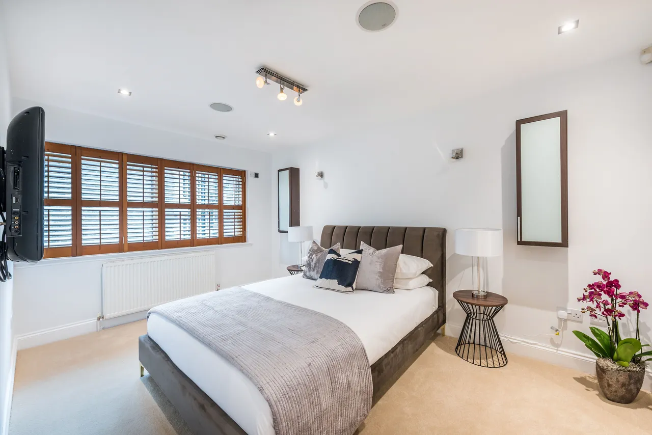 6 Park Crescent Mews East, London, photo 4