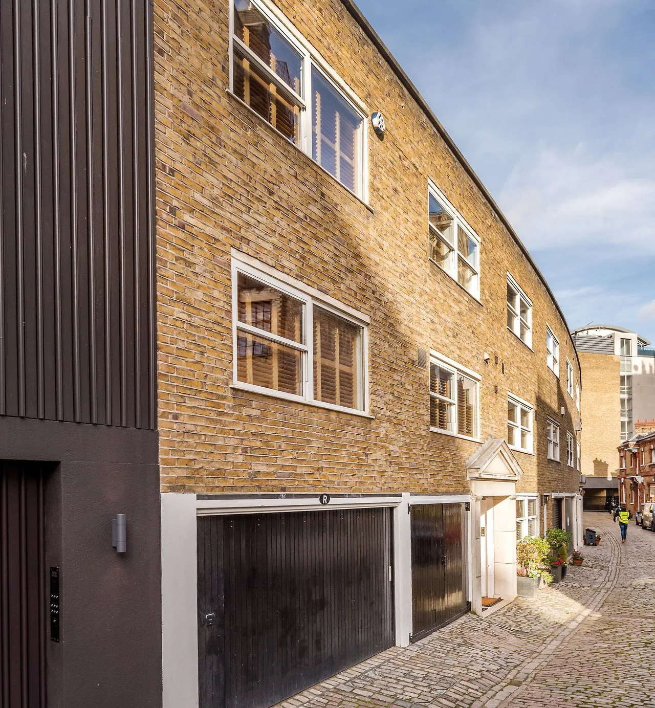 6 Park Crescent Mews East, London, photo 3