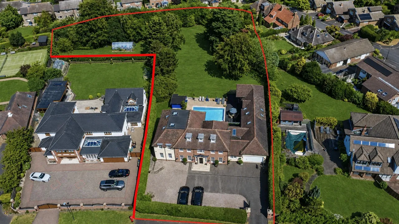Beeston Fields Drive, Bramcote, NG9, photo 2