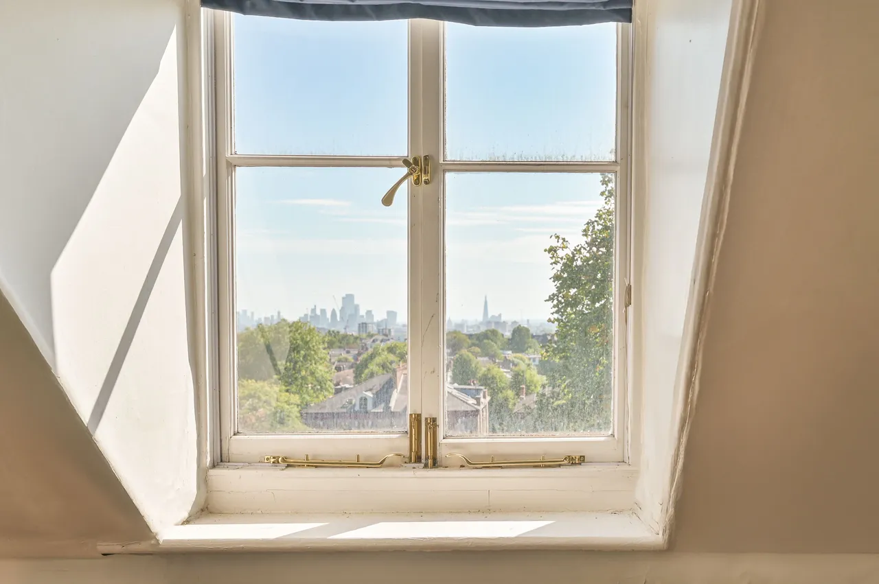 London, NW3, photo 8