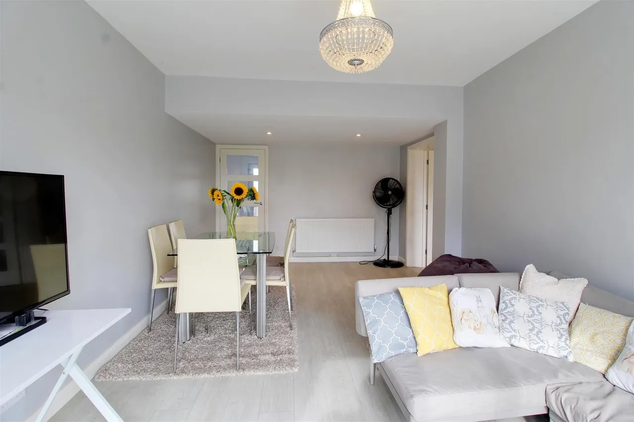 Hatherleigh Gardens, Potters Bar EN6 5HZ, photo 12