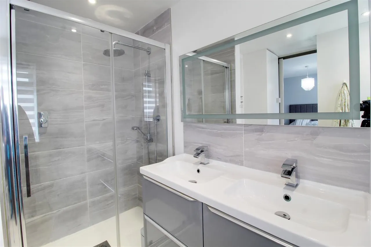 Hatherleigh Gardens, Potters Bar EN6 5HZ, photo 15