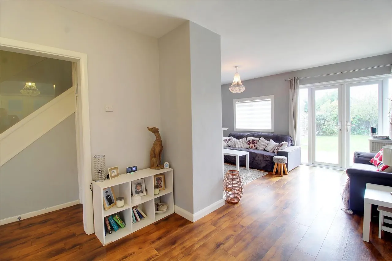 Hatherleigh Gardens, Potters Bar EN6 5HZ, photo 13