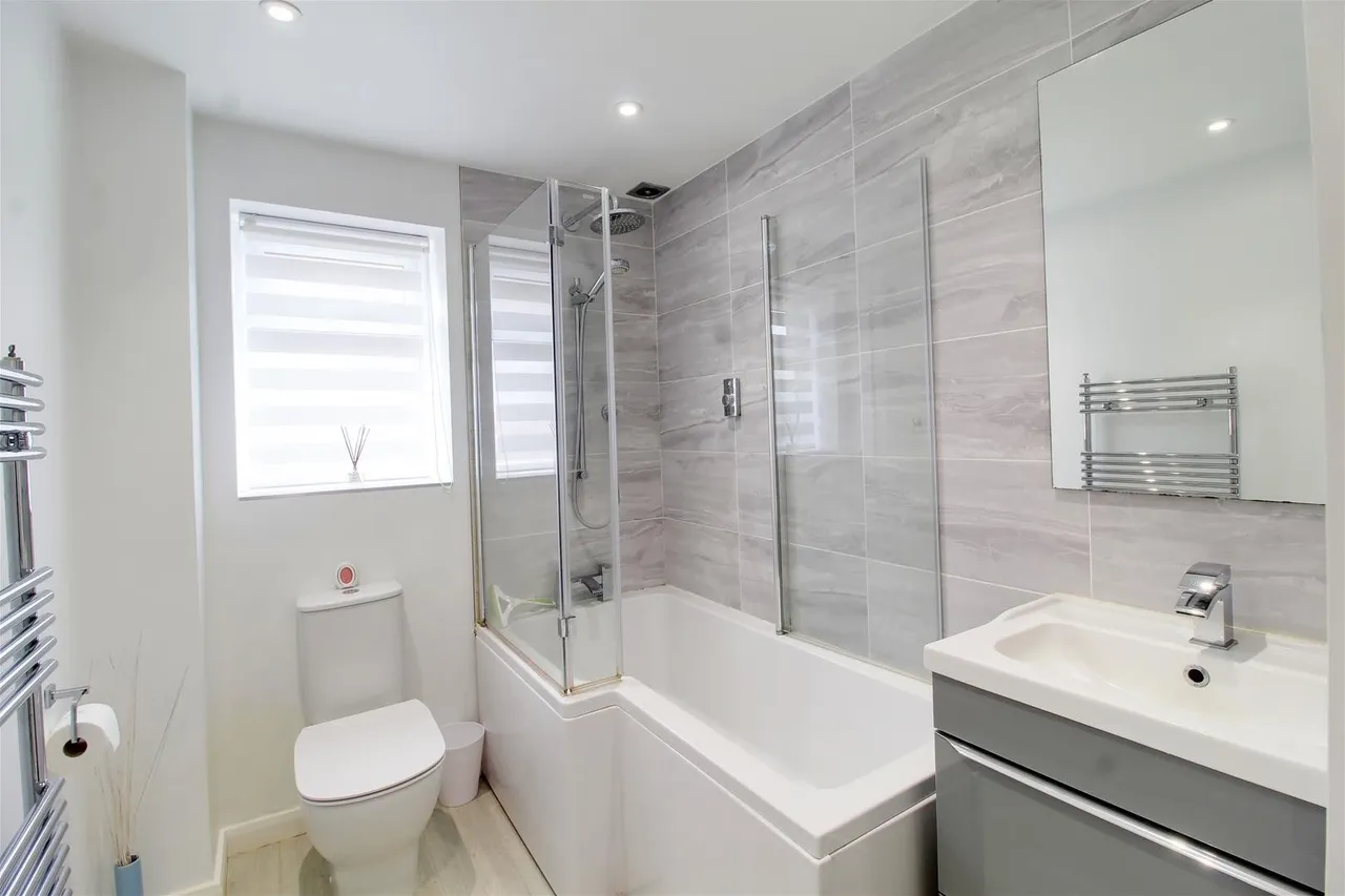 Hatherleigh Gardens, Potters Bar EN6 5HZ, photo 17