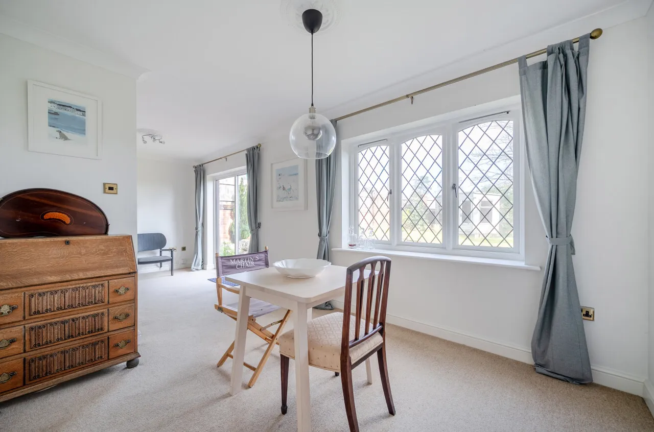 Loader Close, Kings Worthy, SO23, photo 8