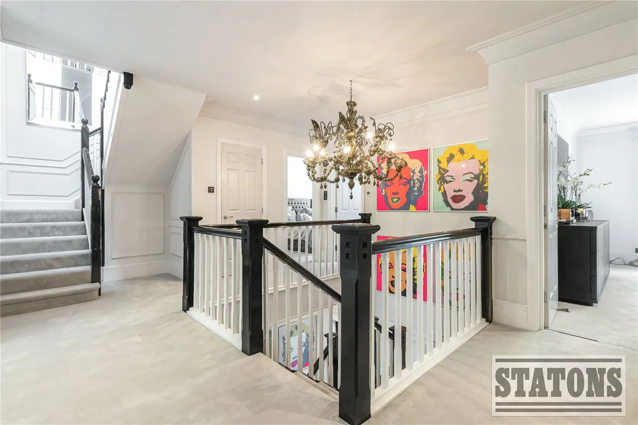 Burwood Place, Hadley Wood, Hertfordshire, EN4 0NB, photo 27
