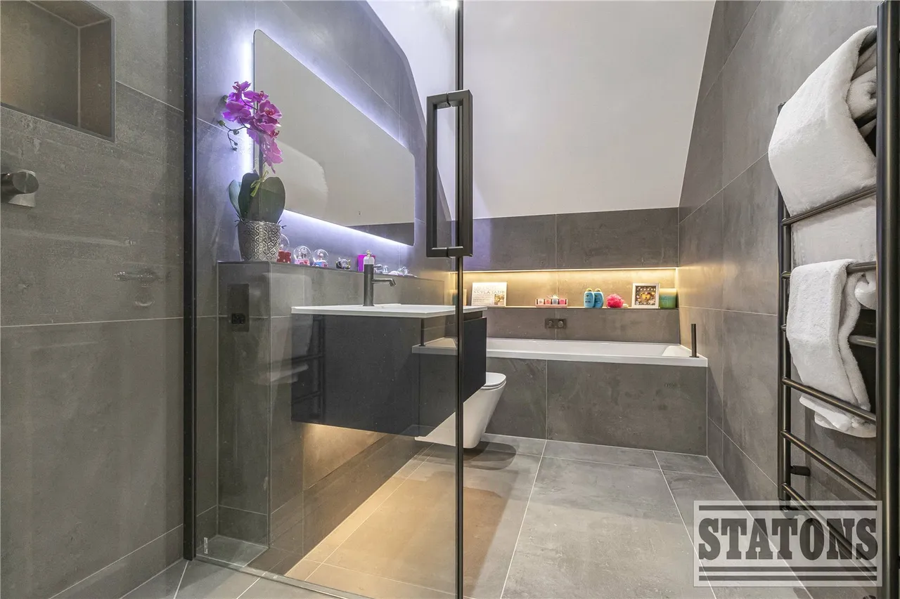 Burwood Place, Hadley Wood, Hertfordshire, EN4 0NB, photo 30