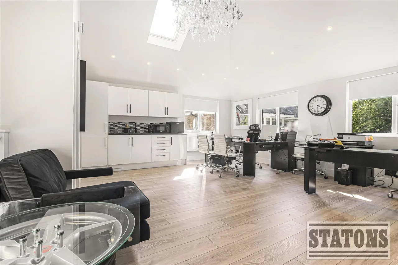 Burwood Place, Hadley Wood, Hertfordshire, EN4 0NB, photo 32