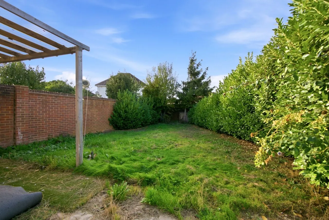 Kings Road, London Colney, AL2, photo 11