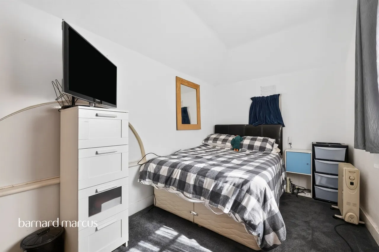 Bushey Road, Sutton, photo 9