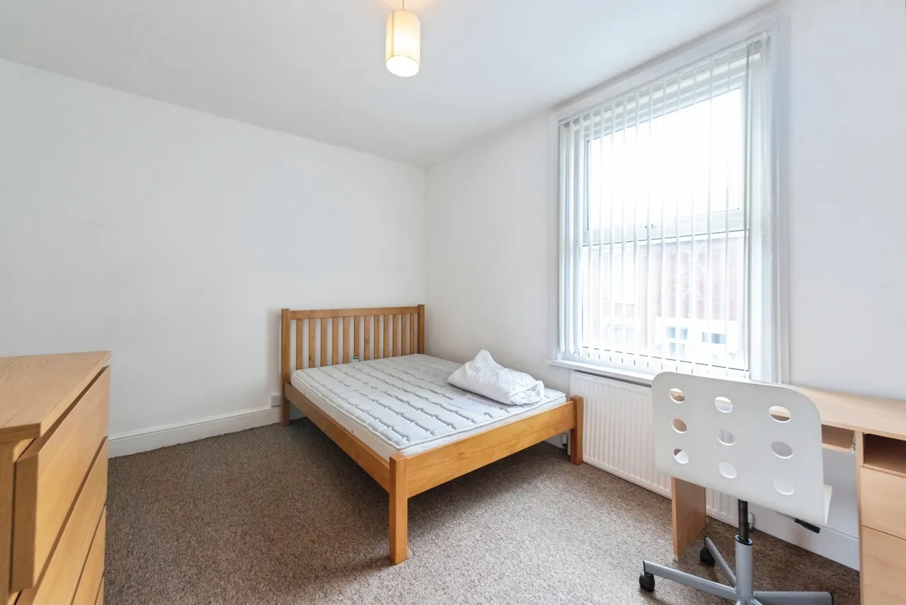 Percy Road, Southsea, PO4, photo 11
