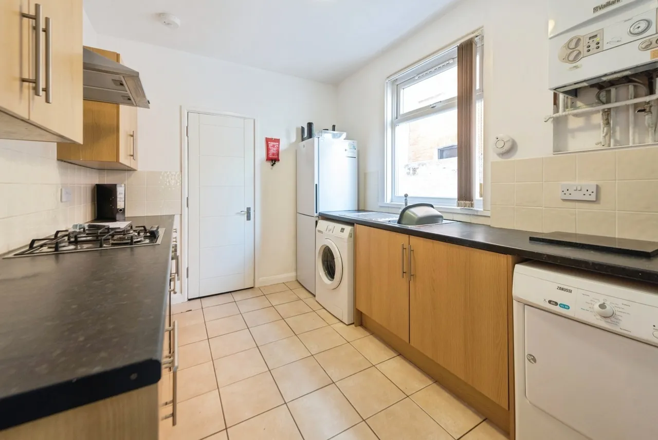 Percy Road, Southsea, PO4, photo 6