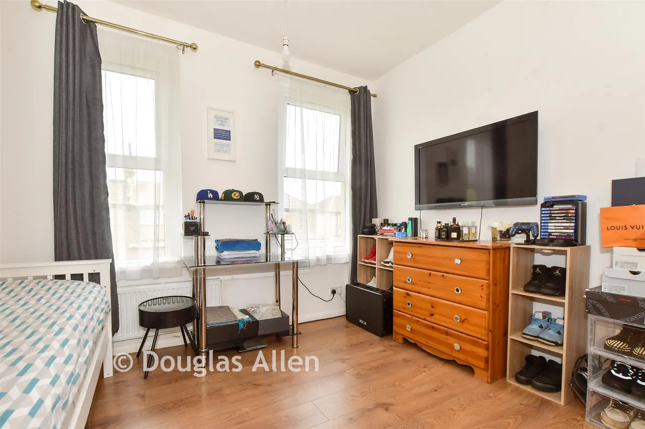 Woodlands Road, Ilford, IG1, photo 6