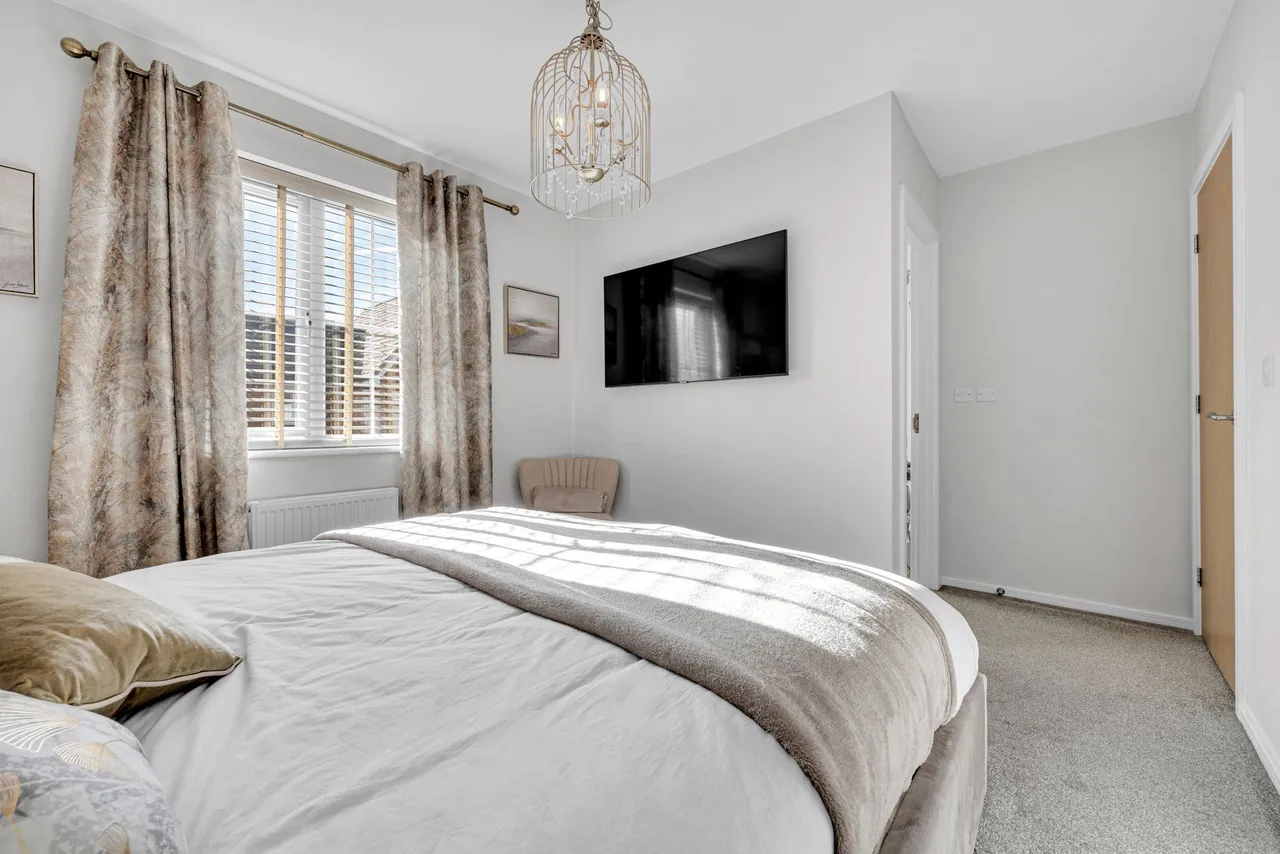 King Oswald Crescent, Widnes, Widnes, WA8 5AB, photo 15