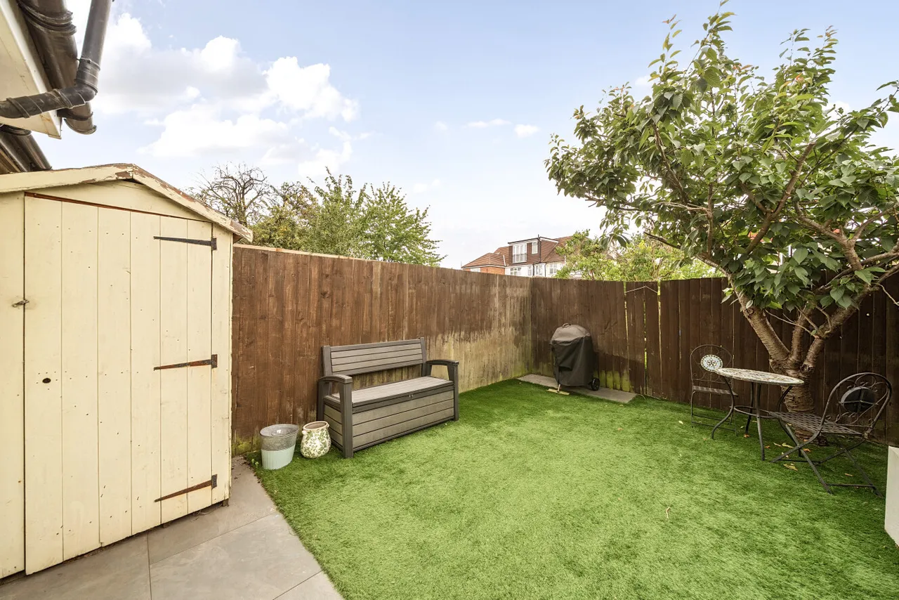 Gore Road, Raynes Park, London, SW20, photo 6