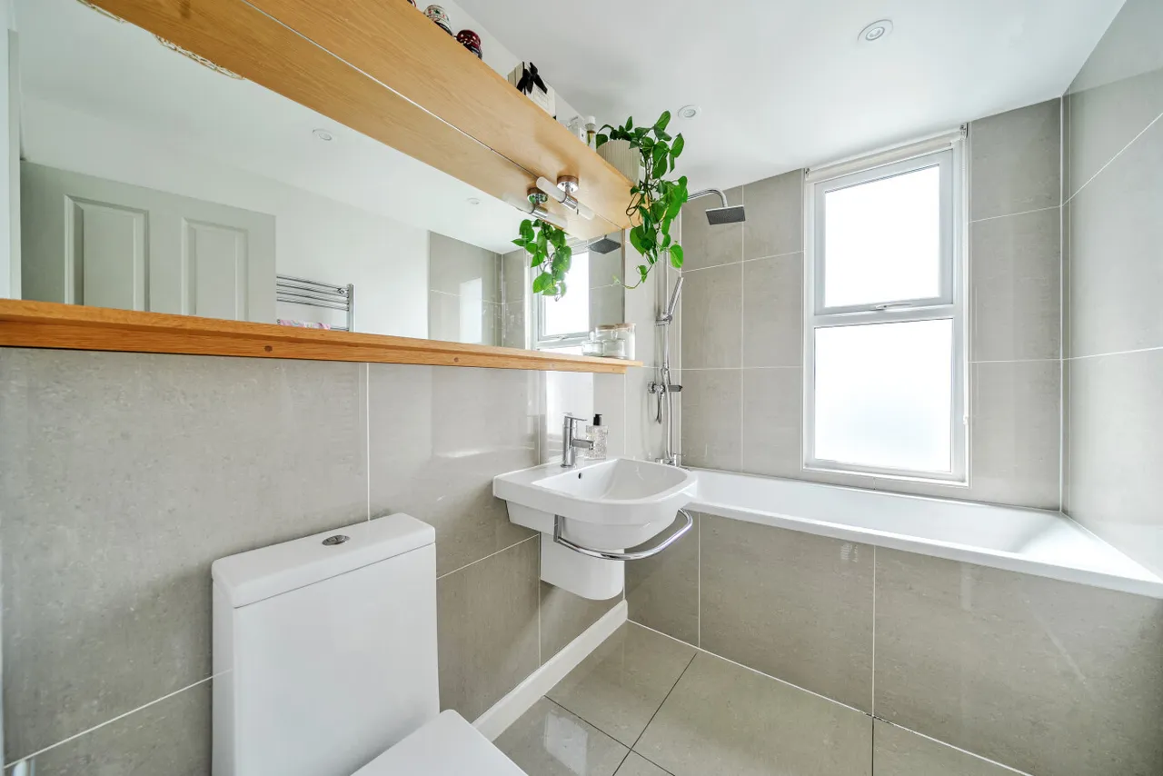 Gore Road, Raynes Park, London, SW20, photo 8
