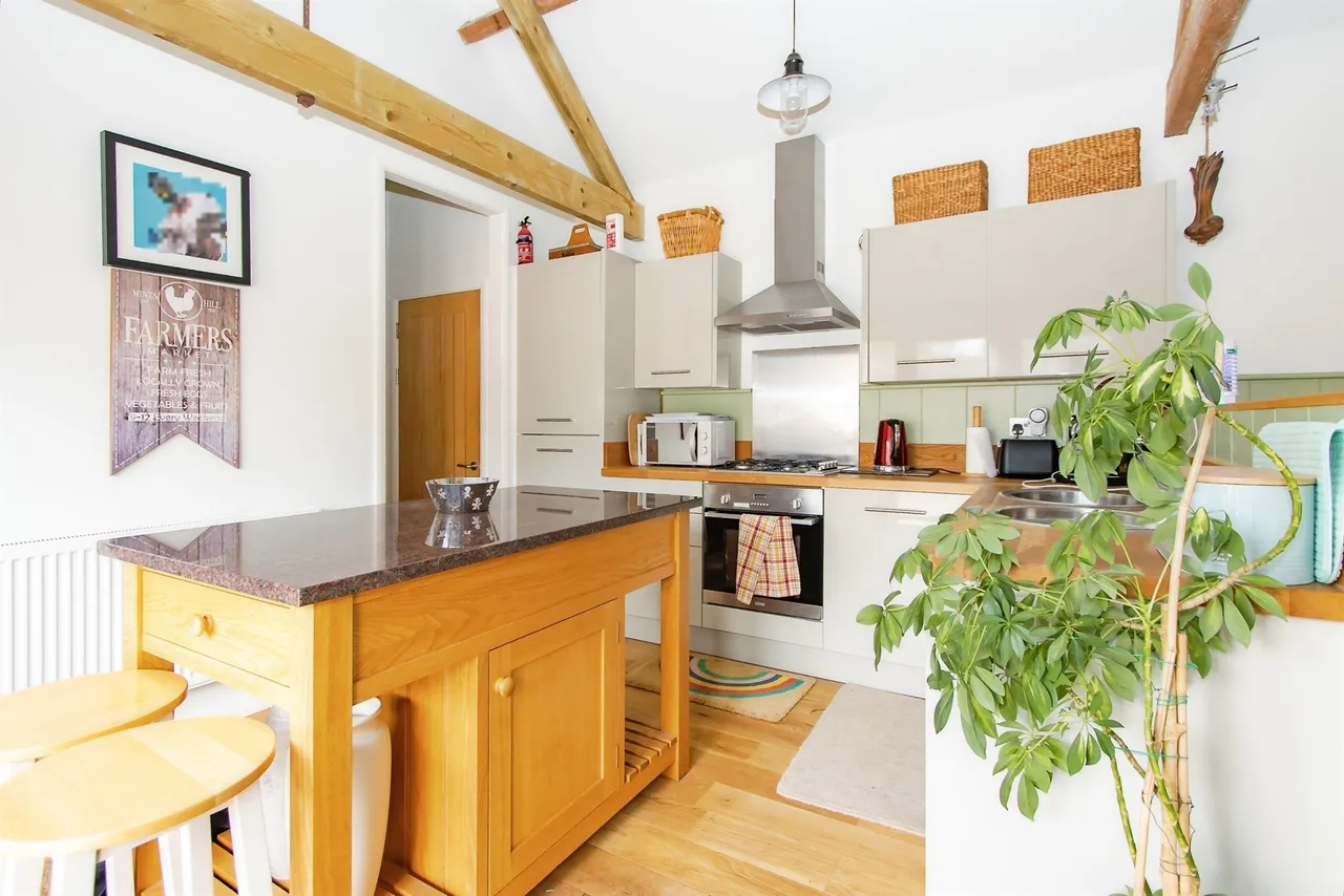 Saxon Maybank, Bradford Abbas, DT9, photo 13