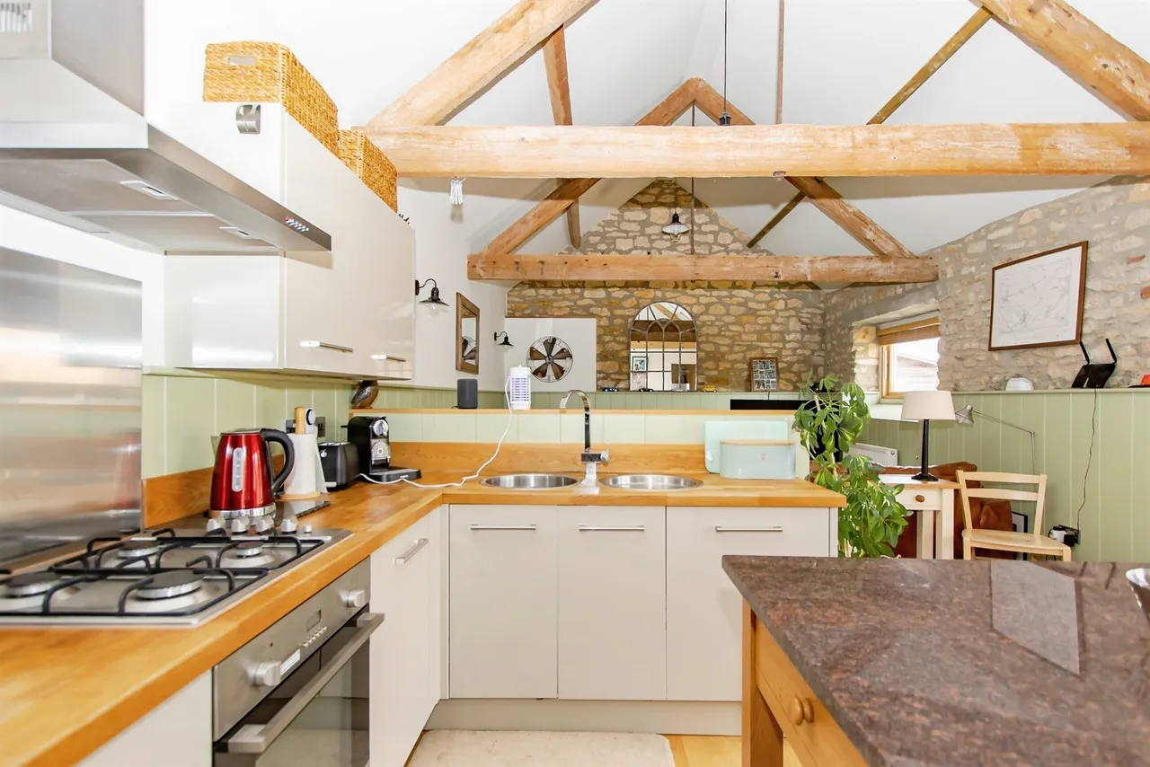 Saxon Maybank, Bradford Abbas, DT9, photo 7
