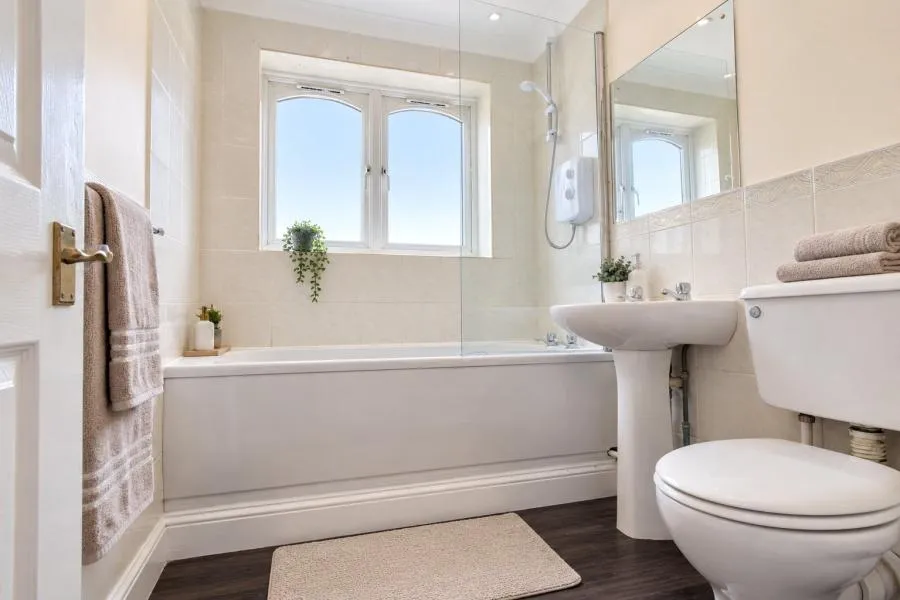 Frazer Close, Romford, RM1, photo 2