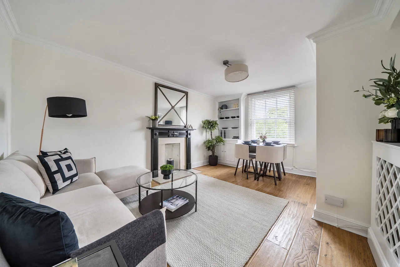 Flat 1, 7-8 Cromwell Crescent, London, photo 3