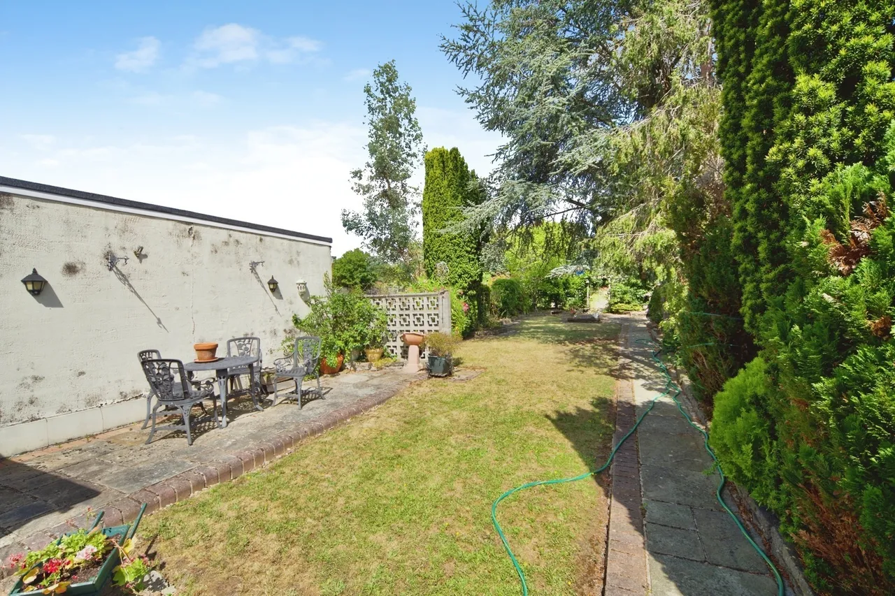 Felstead Road, Romford, RM5, photo 16