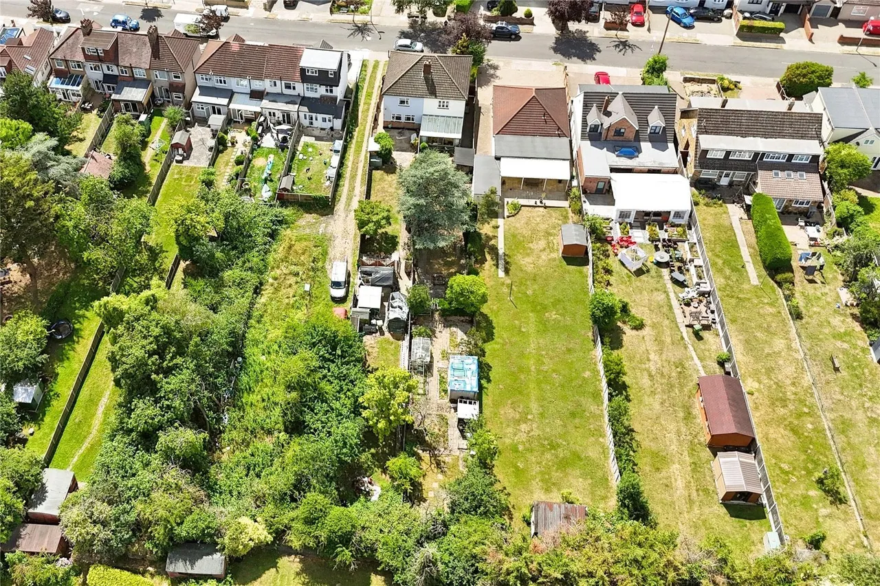 Felstead Road, Romford, RM5, photo 2