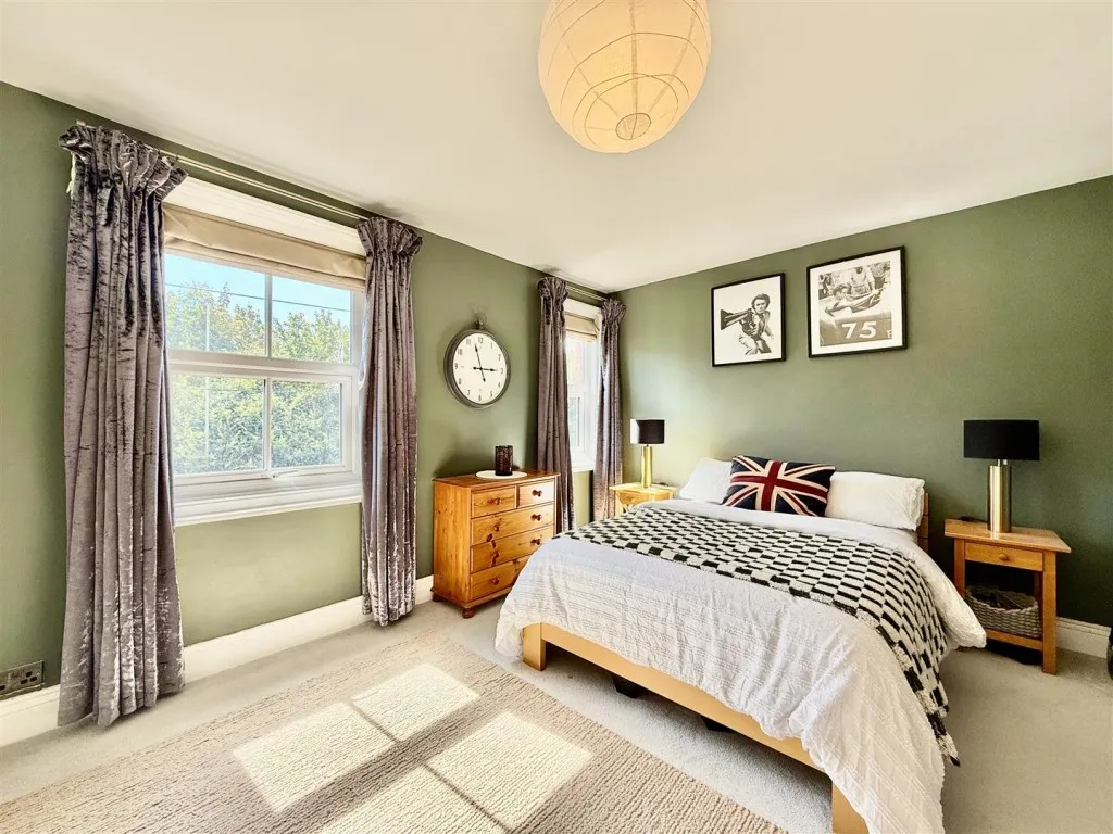 Turnpike Road, Blunsdon, photo 9