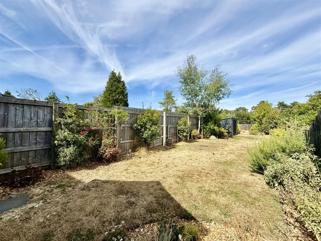 Turnpike Road, Blunsdon, photo 3