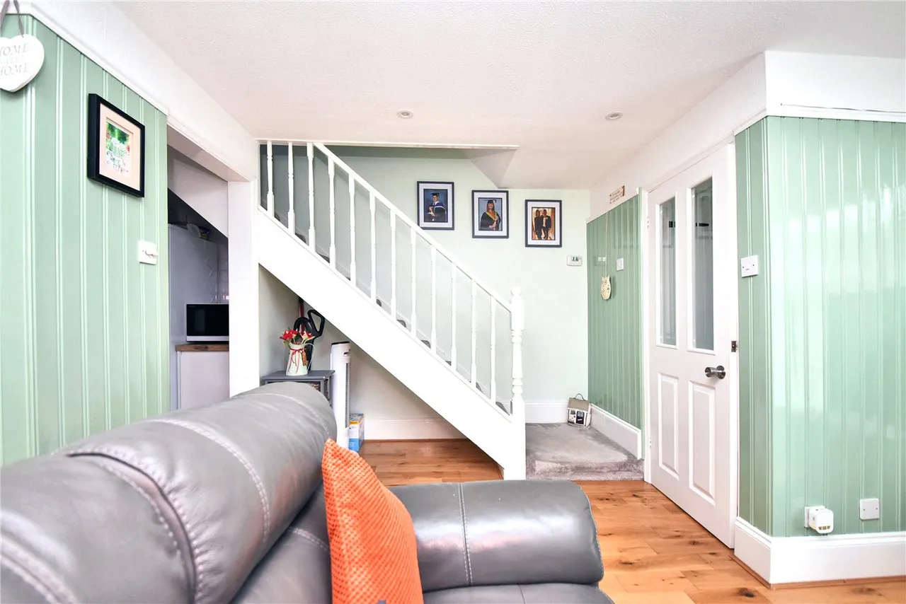 The Green, Burgh Heath, Tadworth, Surrey, KT20, photo 10