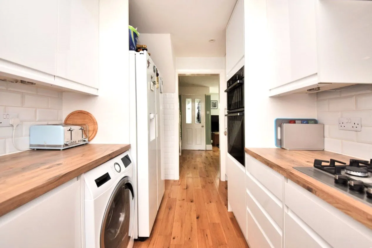 The Green, Burgh Heath, Tadworth, Surrey, KT20, photo 3