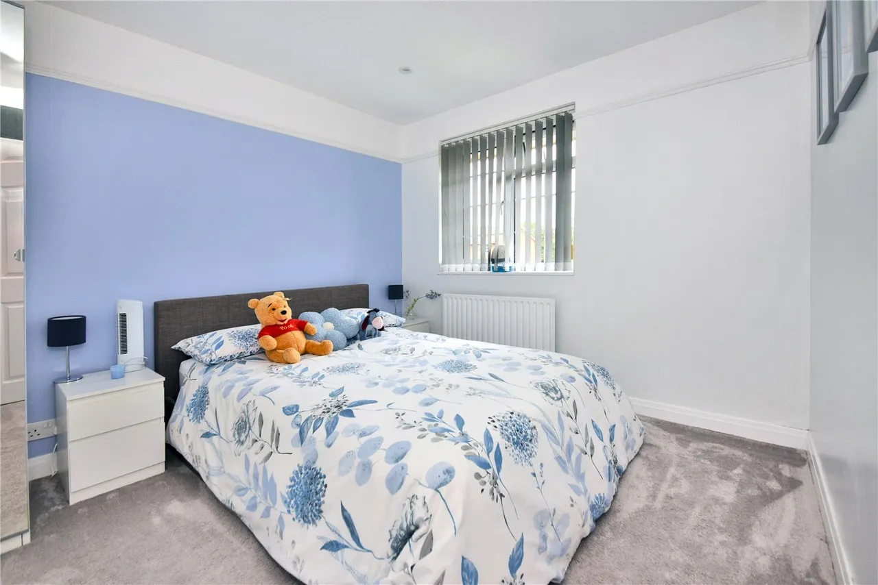 The Green, Burgh Heath, Tadworth, Surrey, KT20, photo 12