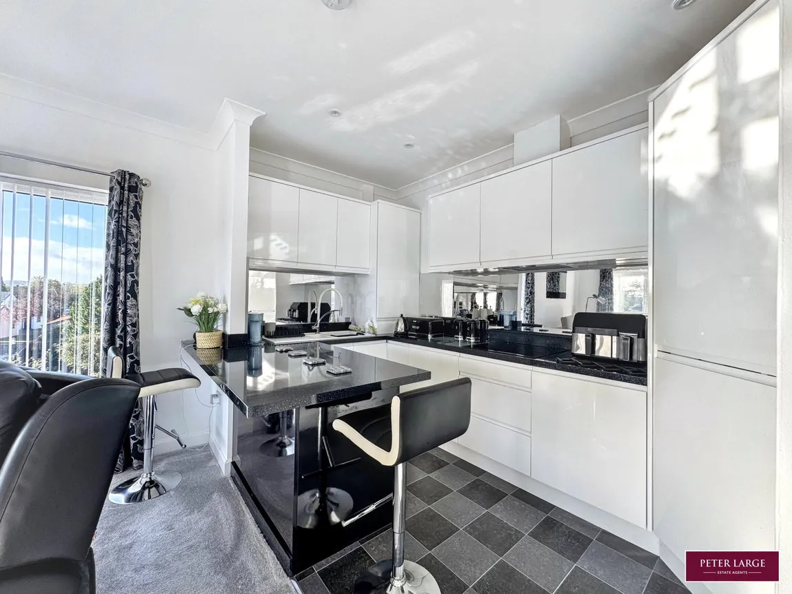 Rhyl Road, Rhuddlan, LL18, photo 4