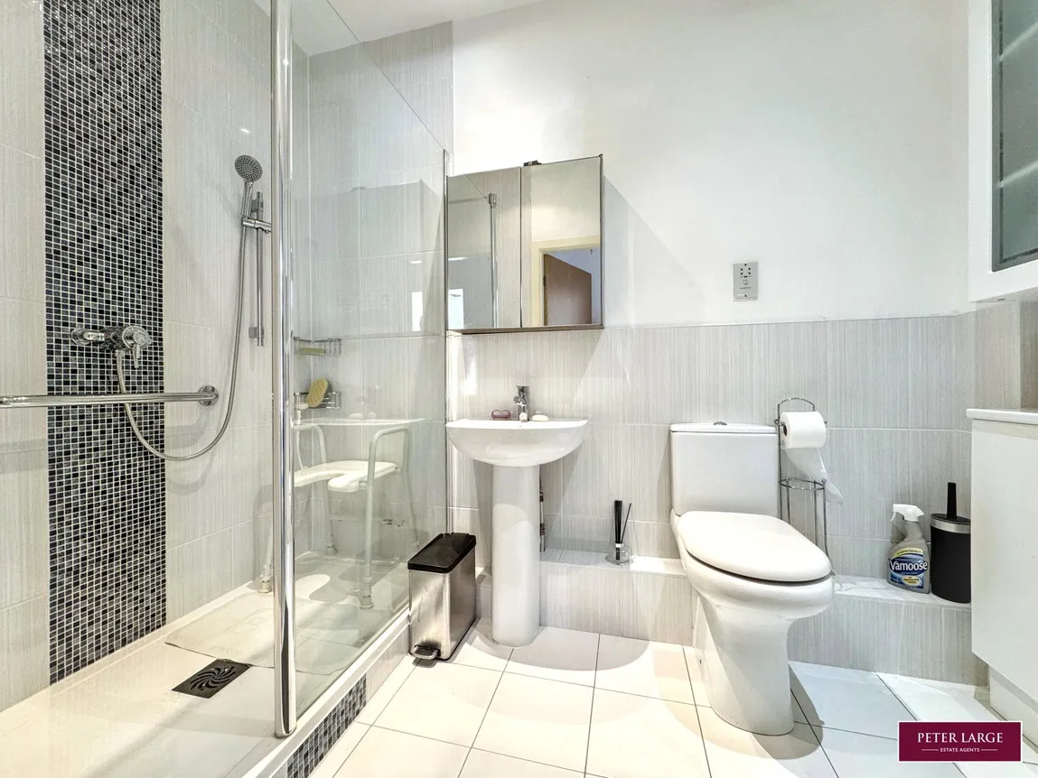 Rhyl Road, Rhuddlan, LL18, photo 7