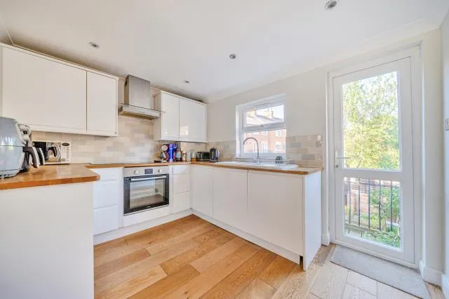 Bear Garden Road, Banbury, OX16, photo 4