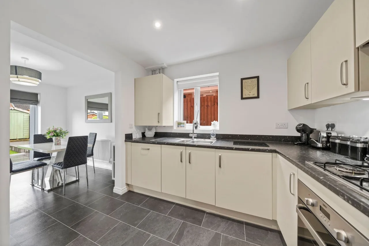Farm Croft Drive, Golborne, Warrington, Warrington, WA3 3YJ, photo 8