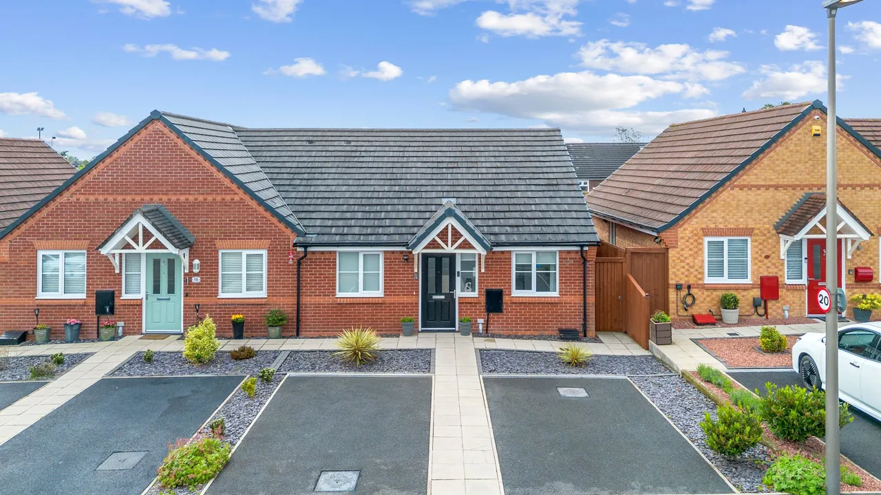 2 bed house for sale — Farm Croft Drive, Golborne, Warrington, Warrington, WA3 3YJ
