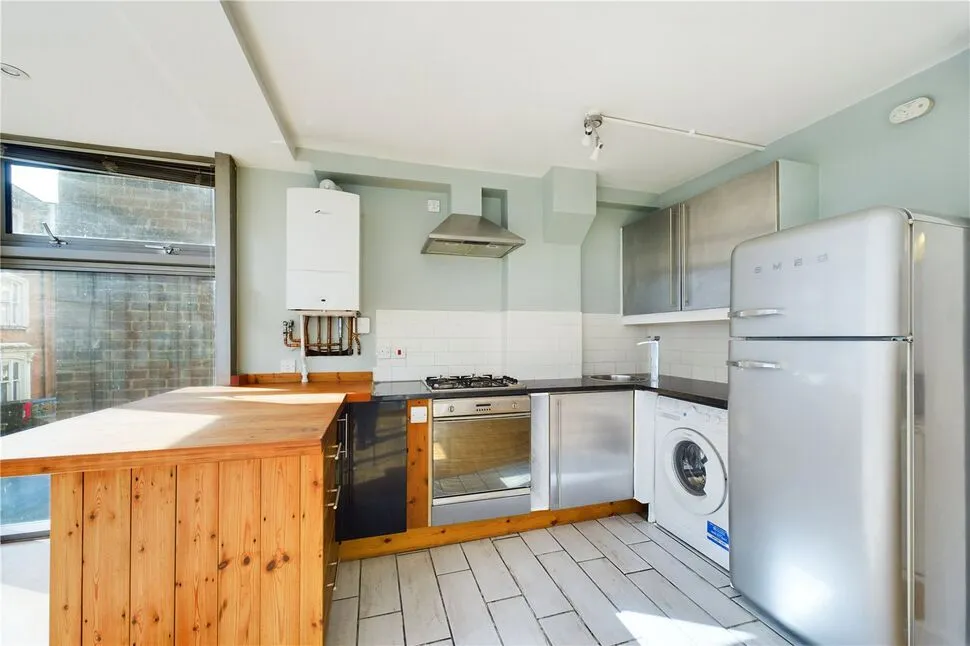 Hazelwood Road, Northampton, NN1, photo 7