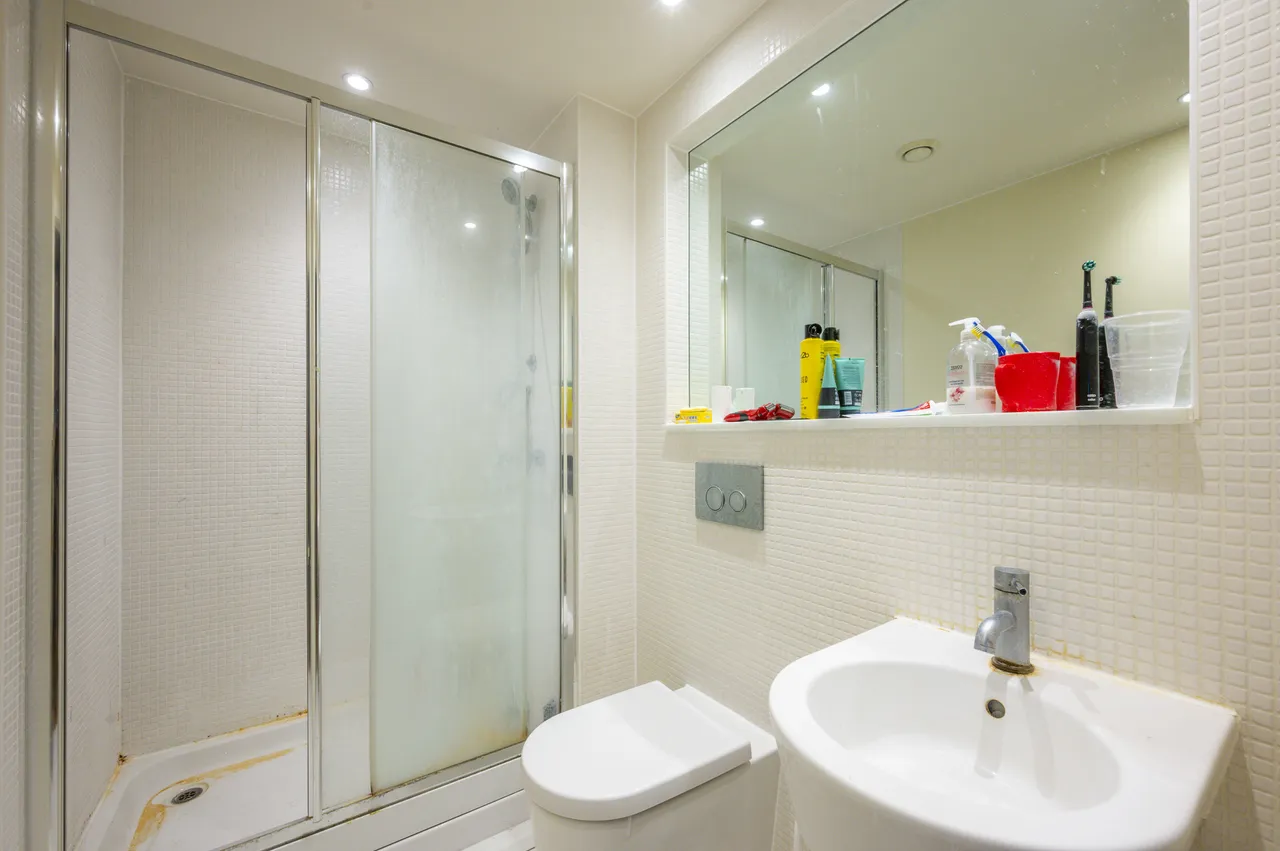 Flat 302, 25 Indescon Square, London, photo 5