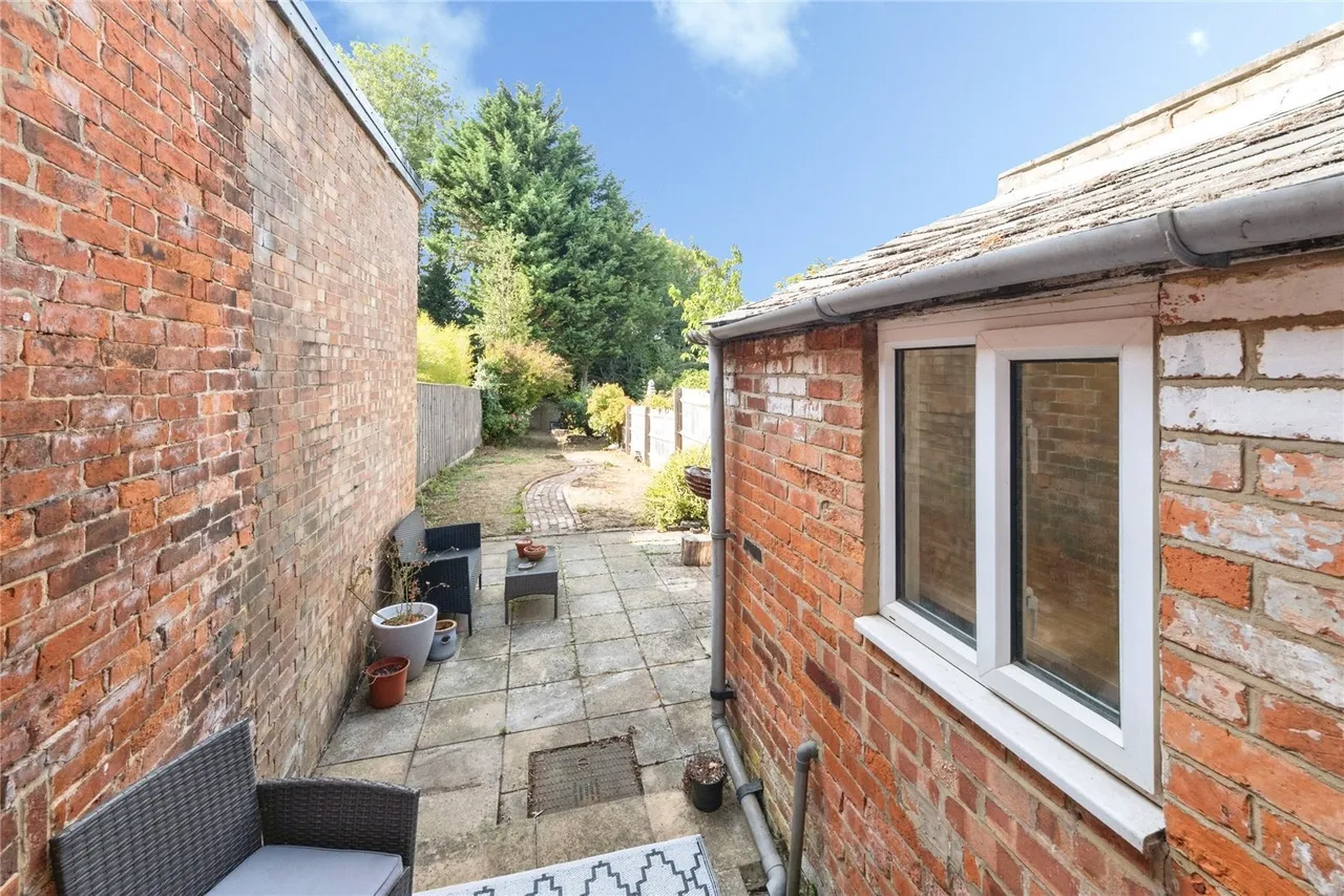 Broughton Road, BANBURY, Oxfordshire, OX16, photo 15