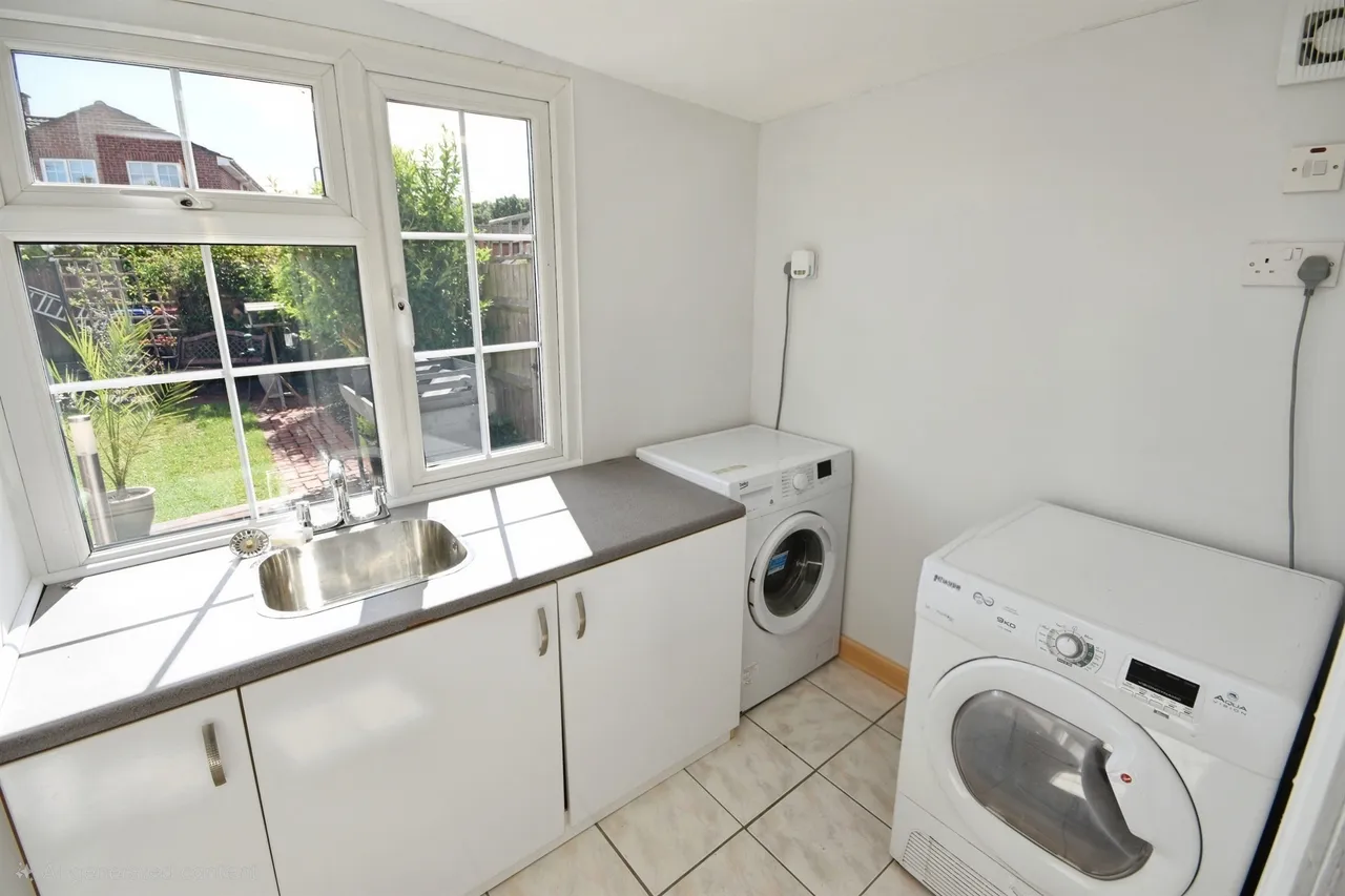 Frating Court, Braintree, photo 9