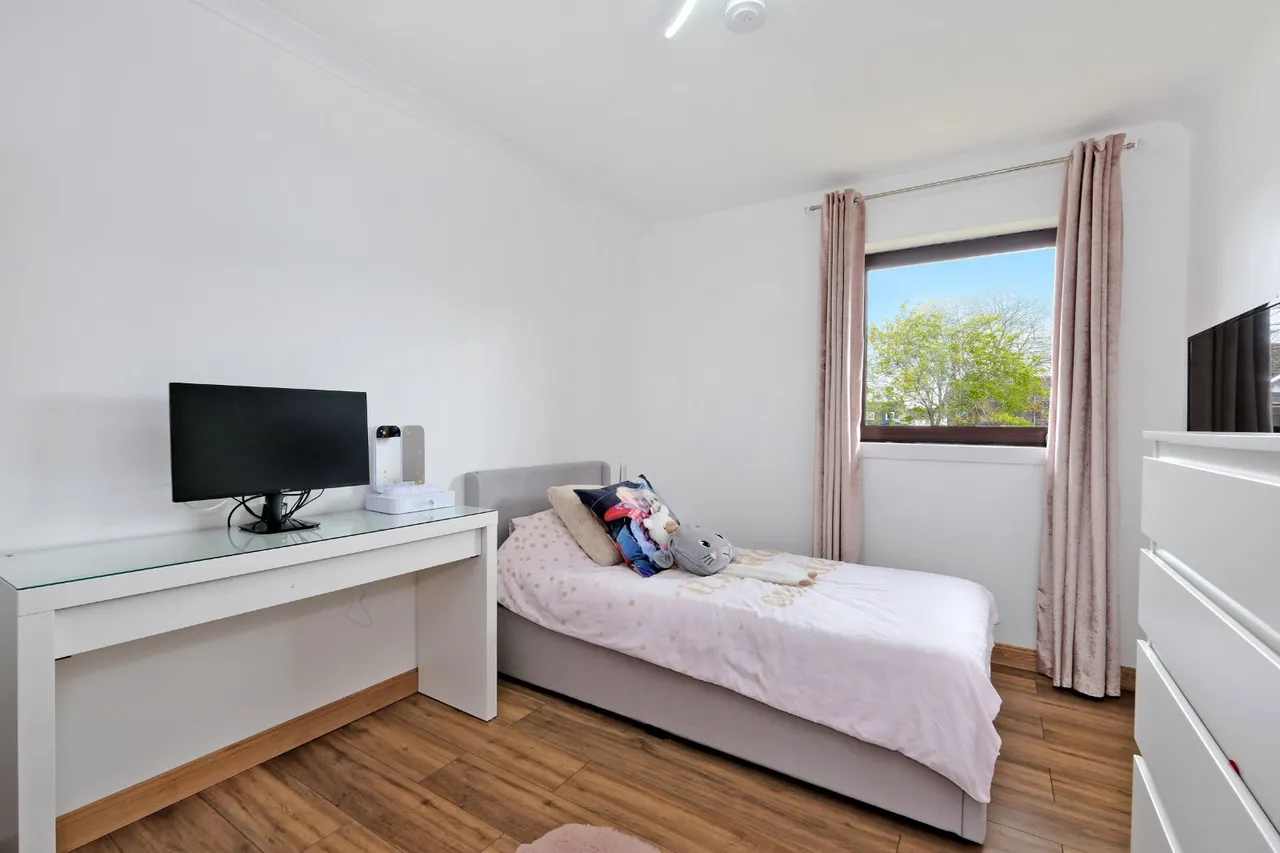 Hawthorn Crescent, Mintlaw, AB42, photo 11