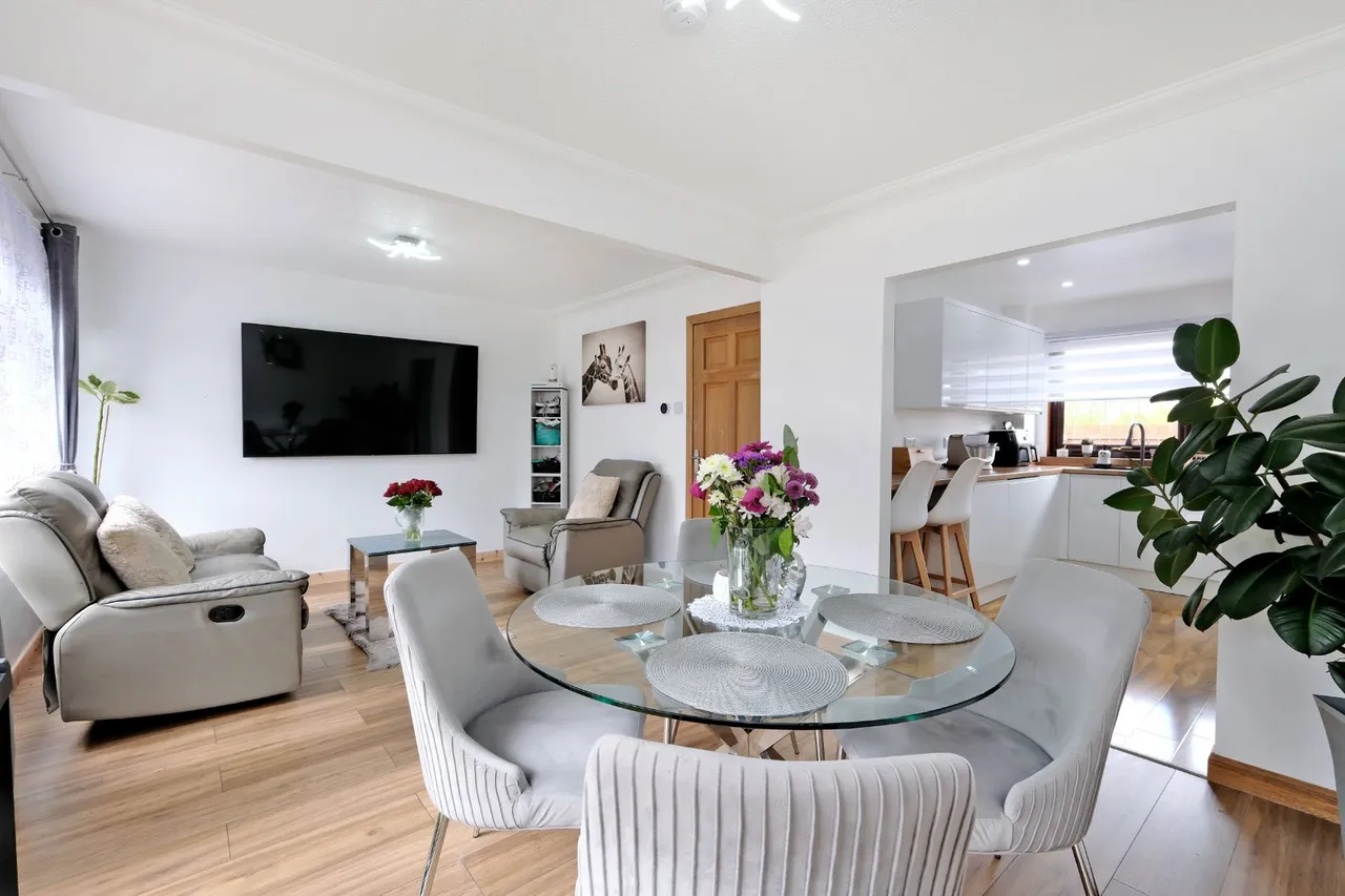 Hawthorn Crescent, Mintlaw, AB42, photo 6