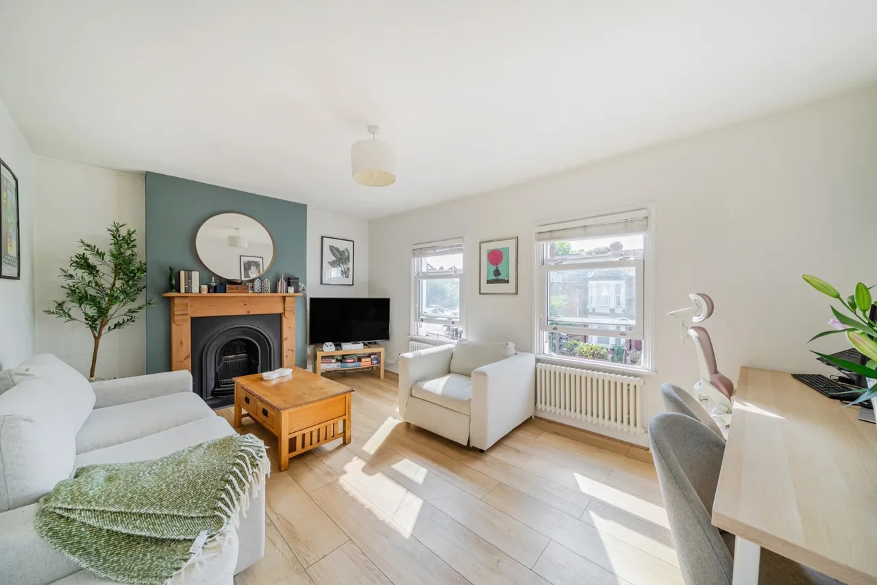 1 bed flat for sale — Lordship Lane, SE22