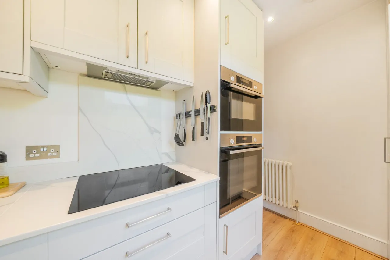 Lordship Lane, SE22, photo 7