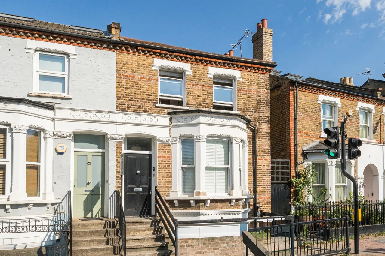 Lordship Lane, SE22, photo 17